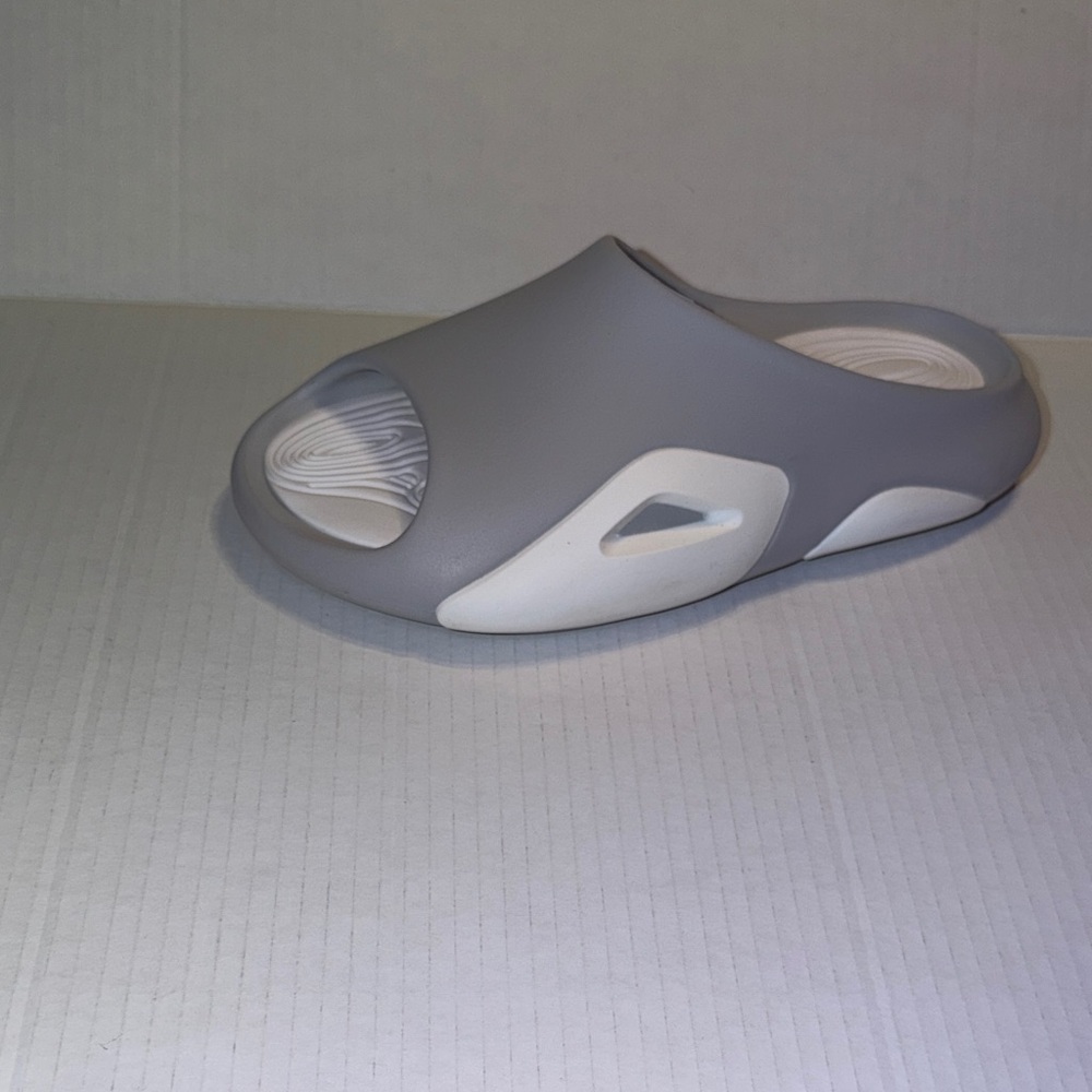 Grey and white slides  size 8 men’s or women’s